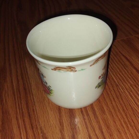 Vintage Royal Doulton 1936 Bunnykins fine china double cup Excellen condition - Picture 4 of 6
